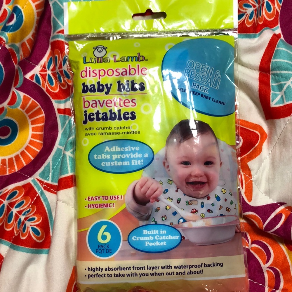 Lulls lamb disposable baby bibs